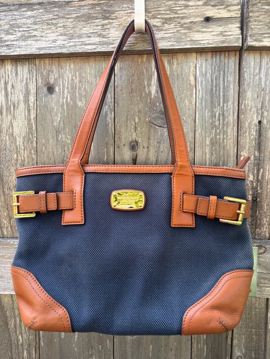 Michael Kors Handbags - Michael Kors Tote Handbag in Navy and Tan with Gold Hardware